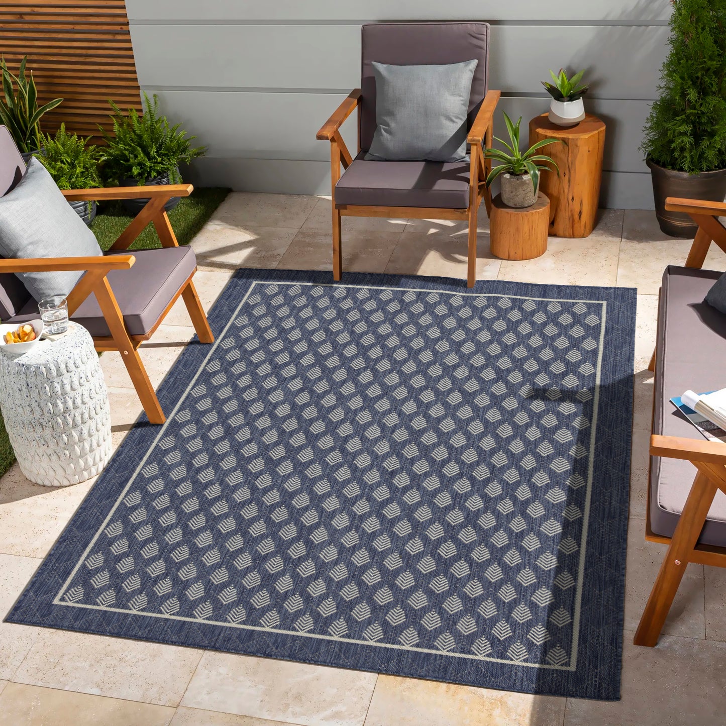 Indoor/Outdoor Area Rug, 2 ft 7 in x 7 ft 3 in, Flatweave Polypropylene, Weather-Resistant - Blue