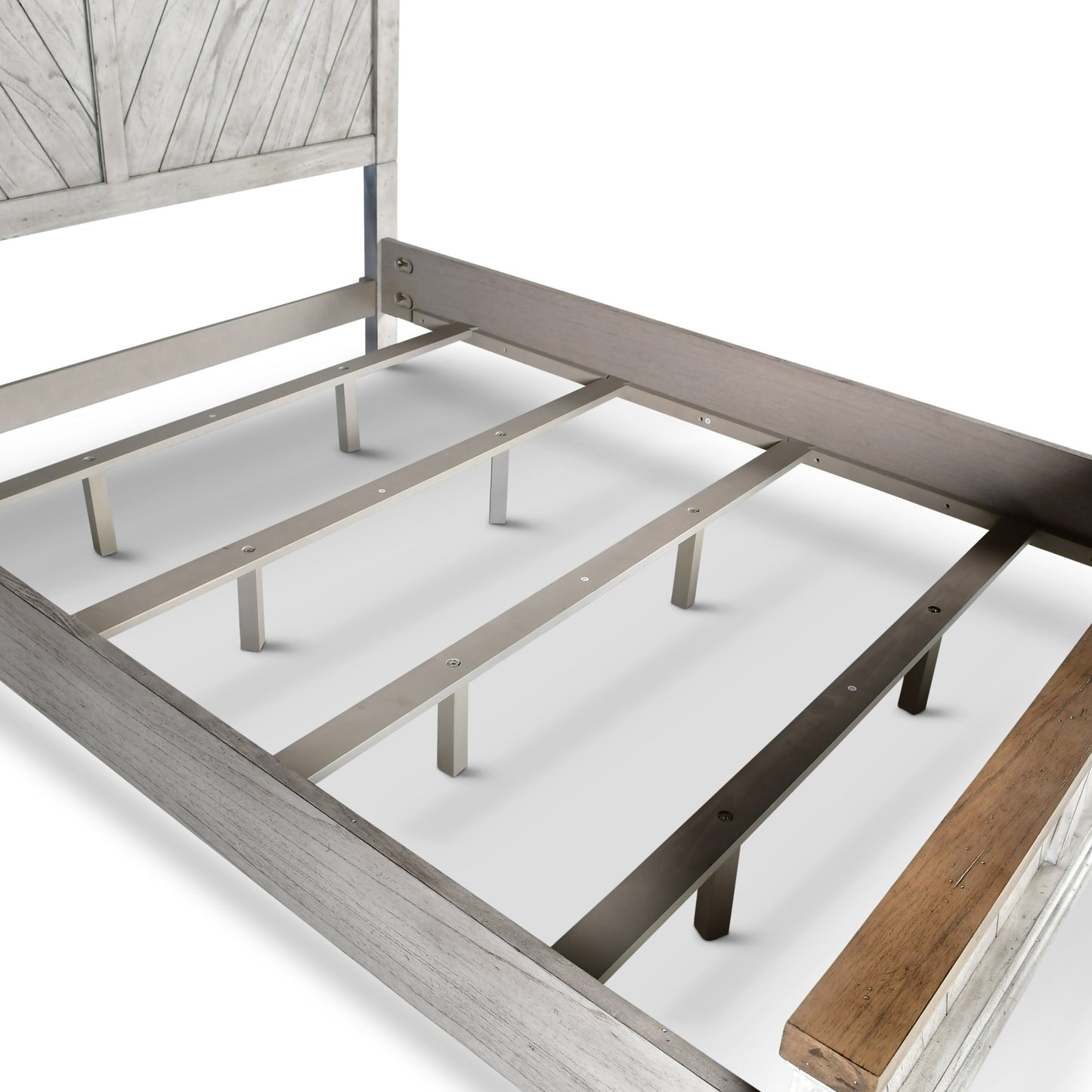 Bear Creek - Queen Sized Bed - Rustic Whitewash Finish