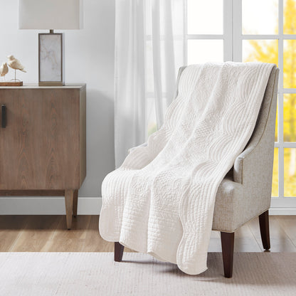 Oversized Quilted Throw with Scalloped Edges 60x72 in Microfiber Face Cotton Fill Prewash Finish White