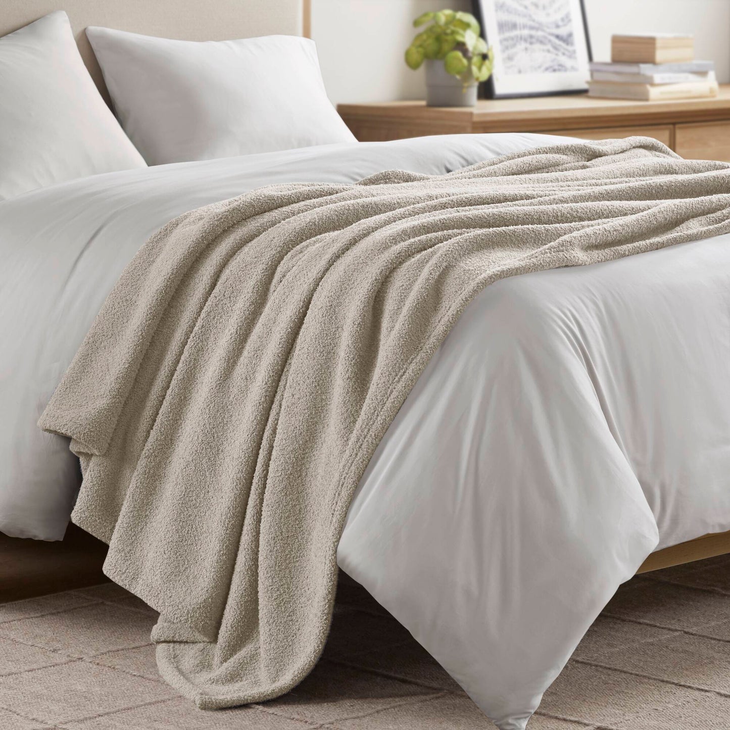 King-Size 108 x 90 in Faux FeatherSoft 100% Polyester Blanket for Bed or Sofa, Machine Washable Taupe