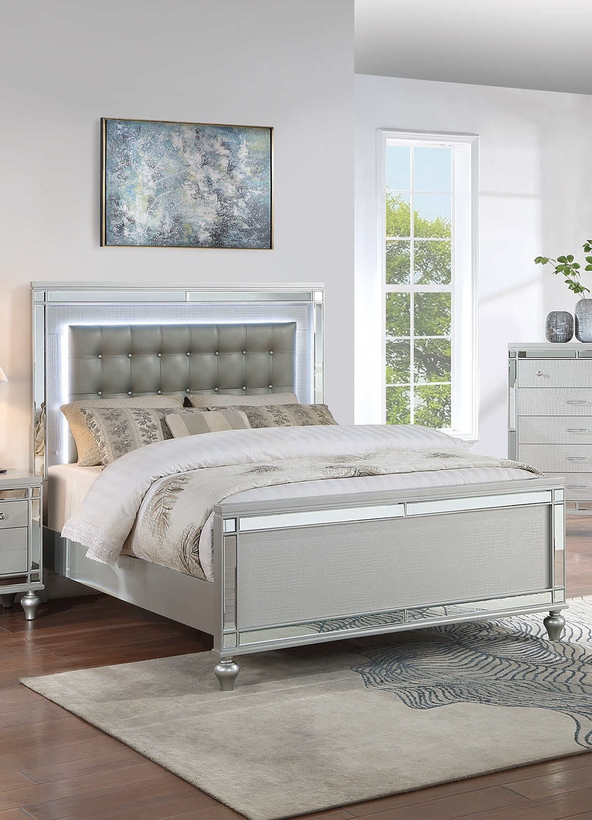 Elegant Silver Tufted Faux Leather Queen Bed with LED Lighting and Mirrored Accents