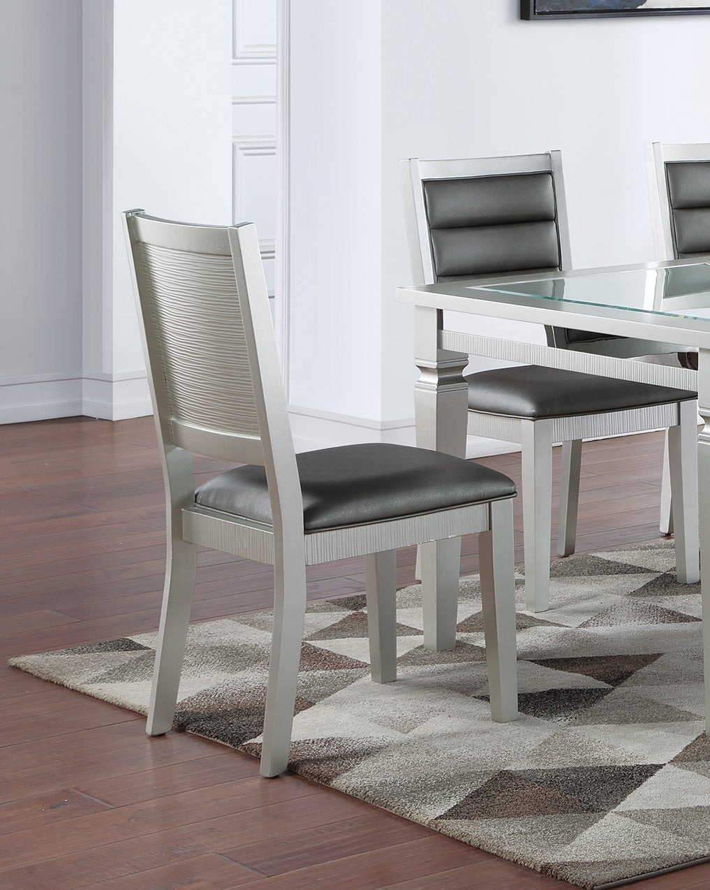 Set of 2 Faux Leather Dining Chairs, Cushioned Seats, Tufted Back, Rubberwood Frame, 18x23x39 in Silver