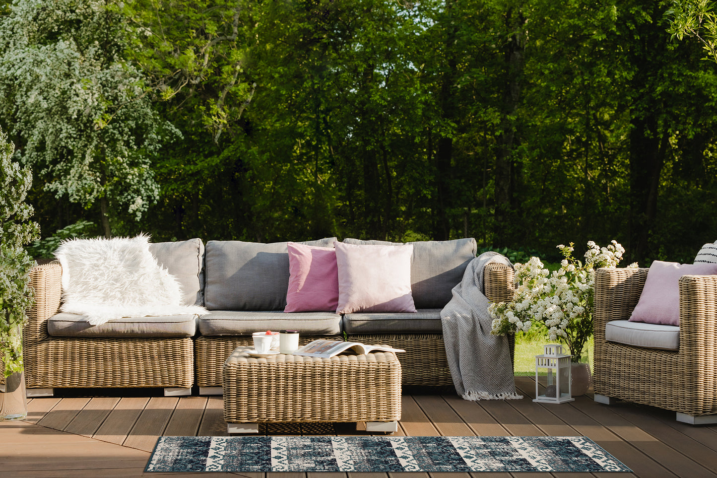 Geometric Throw Rug, 3'7 x 1'11, Polypropylene, Power-Loomed, Indoor/Outdoor, UV-Stabilized, Egypt Teal