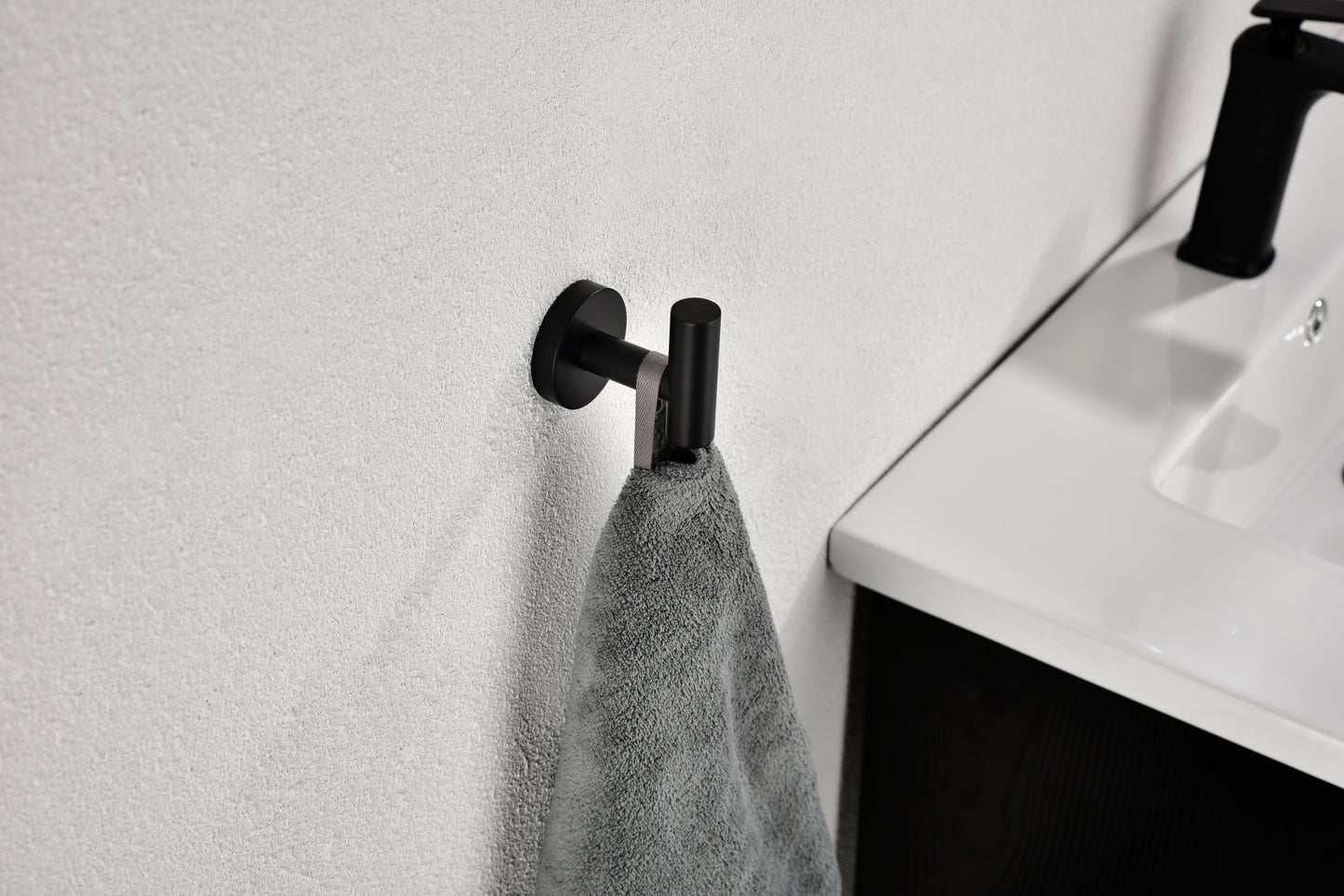 3 - Piece Bathroom Hardware Set