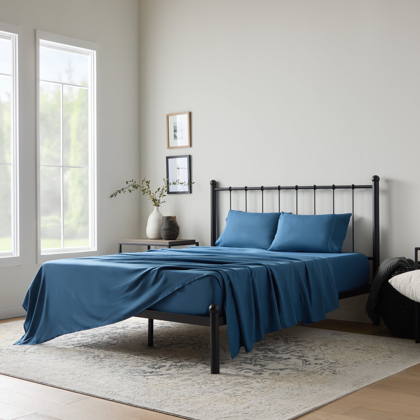 King Bamboo Sheet Set, 90 GSM, Percale Weave, 60/40 Rayon-Polyester, Deep 14-in Pockets, Bedding Set, Blue