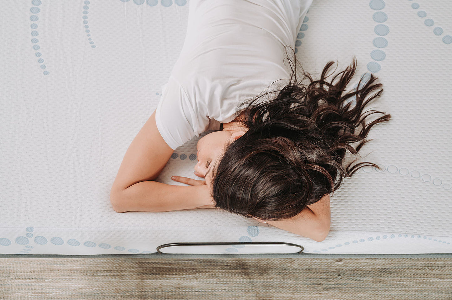 Omne 8-Inch Multicolor Memory Foam Mattress Full Size with Pressure Sensitive Technology