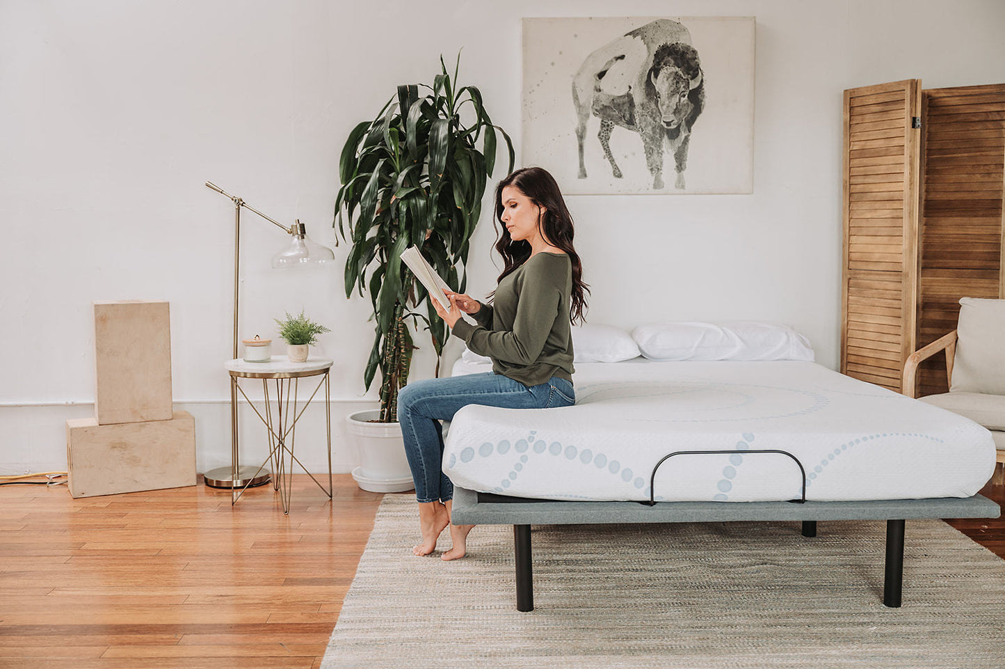 Omne Sleep 8" Multicolor Memory Foam Queen Mattress in White and Light Blue