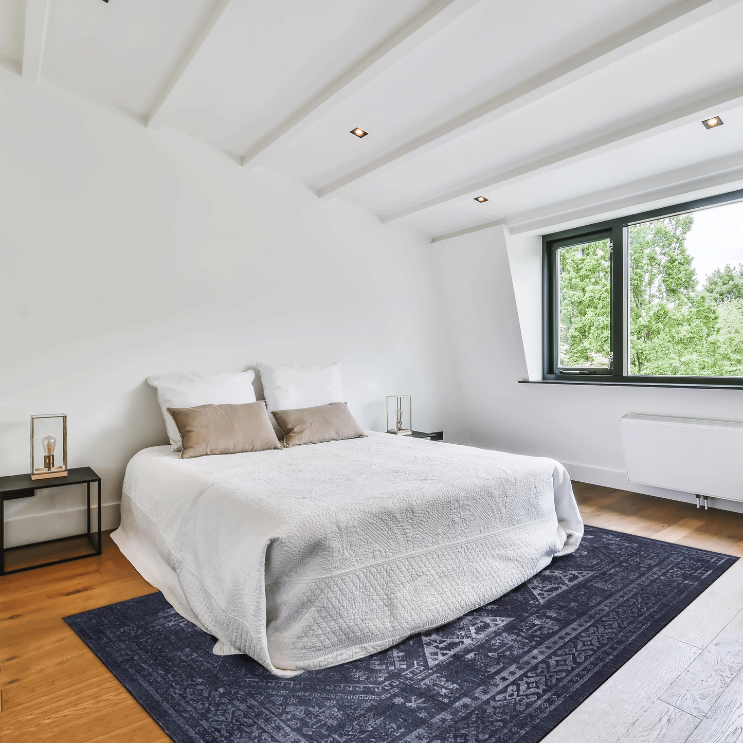 8x10 Machine-Washable Area Rug - Low-Pile Chenille, Pet & Kid Friendly - Polyester Rug - Black and Gray