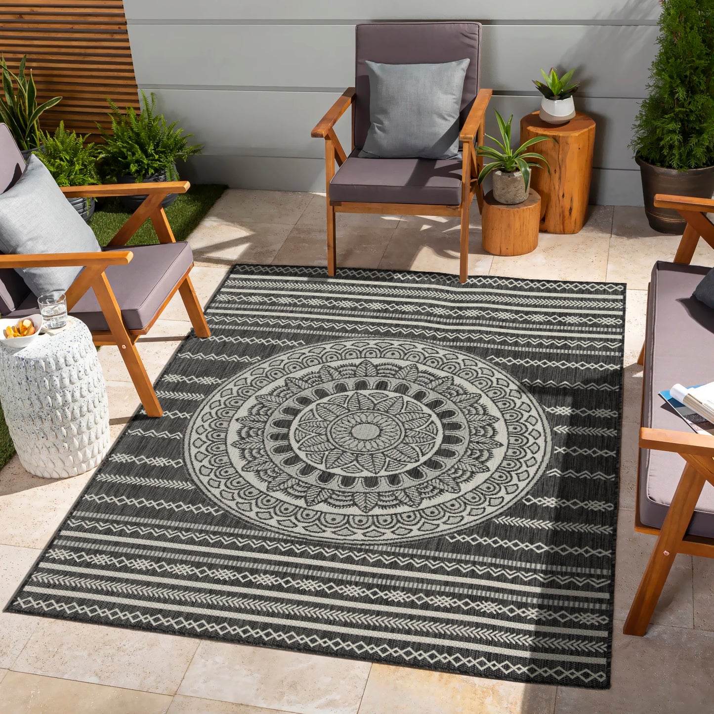 Indoor/Outdoor Area Rug, 5 ft 3 in x 7 ft 3 in, Polypropylene, Durable, Stain-Resistant Anthracite