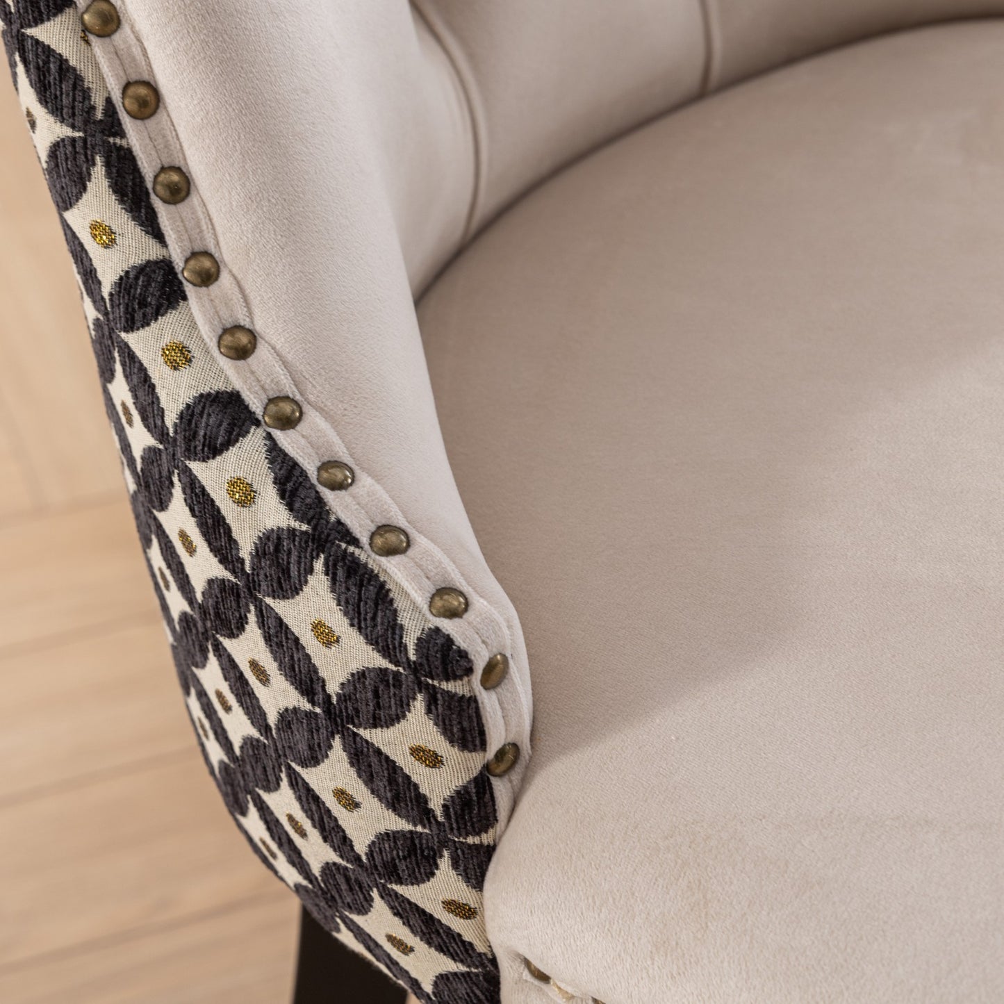 Set of 2 Velvet Tufted Dining Chairs with Nailhead Trim, Rubberwood Legs, Mid-Century, Beige