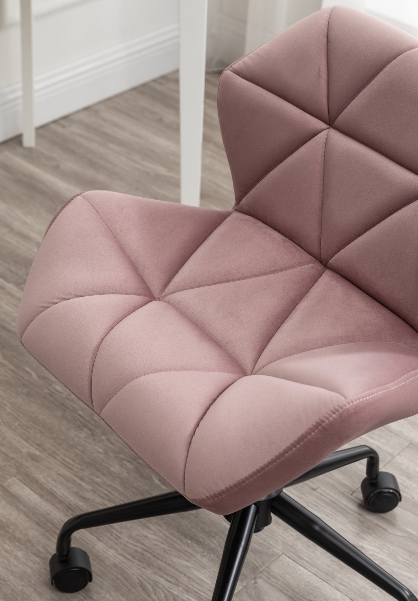 Mauve Velvet Adjustable Swivel Office Chair with Diamond Tufting