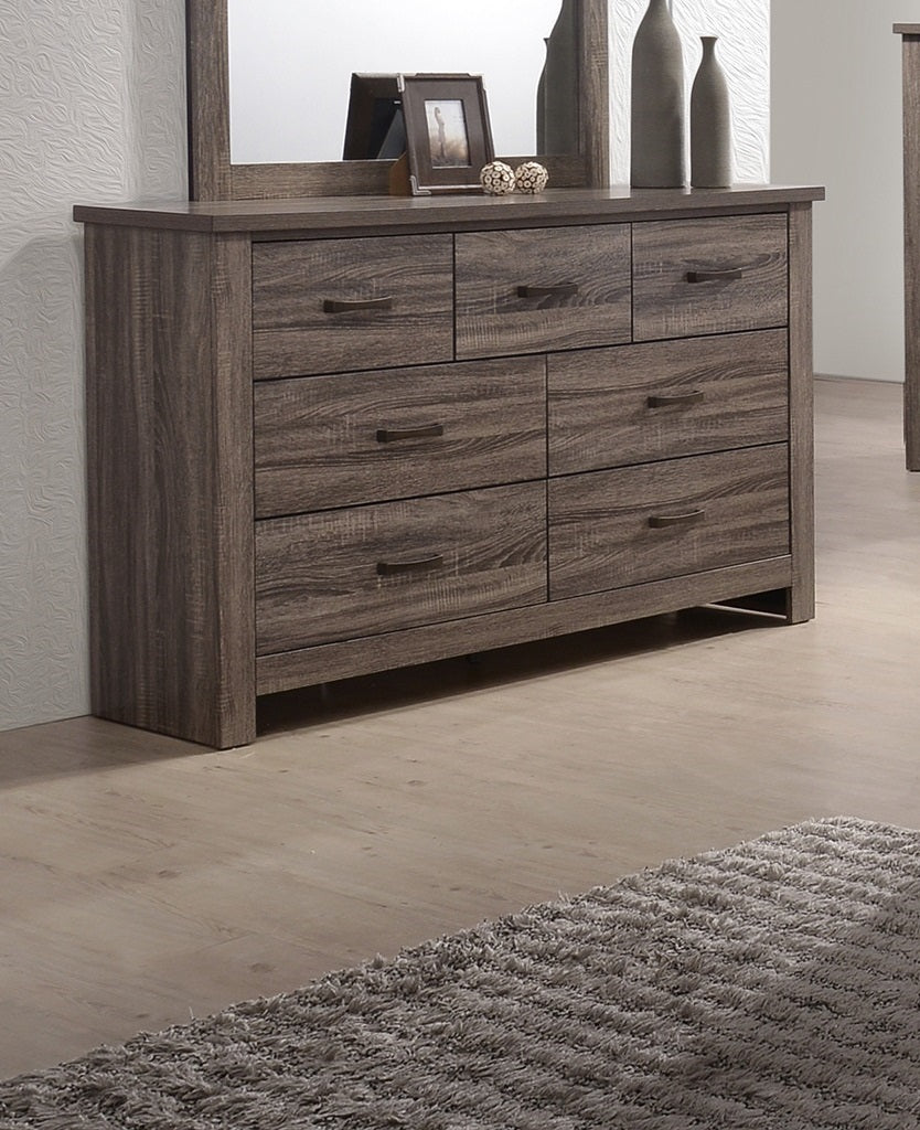 Elegant Wooden Dresser with Ample Storage for Stylish Bedrooms
