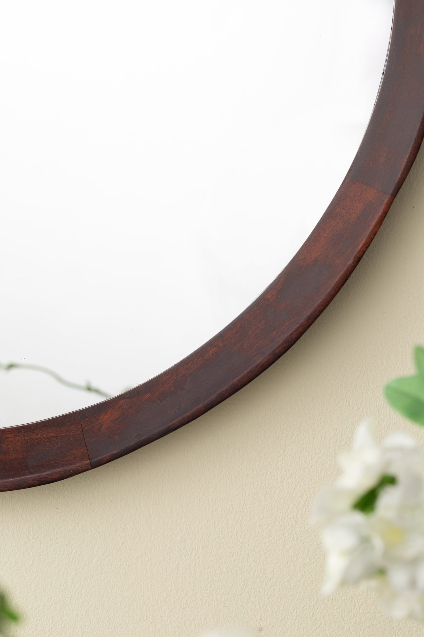 Round Transitional Mango Wood Wall Mirror - 20" Framed Accent for Bathroom and Entryway
