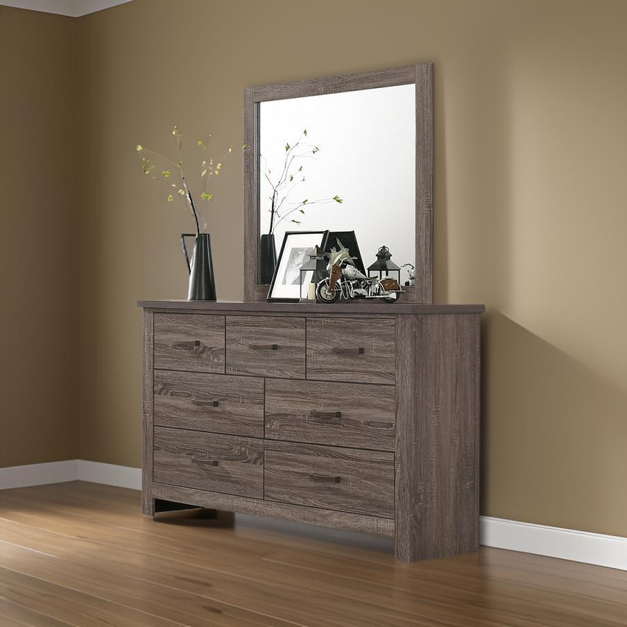 Elegant Wooden Dresser with Ample Storage for Stylish Bedrooms