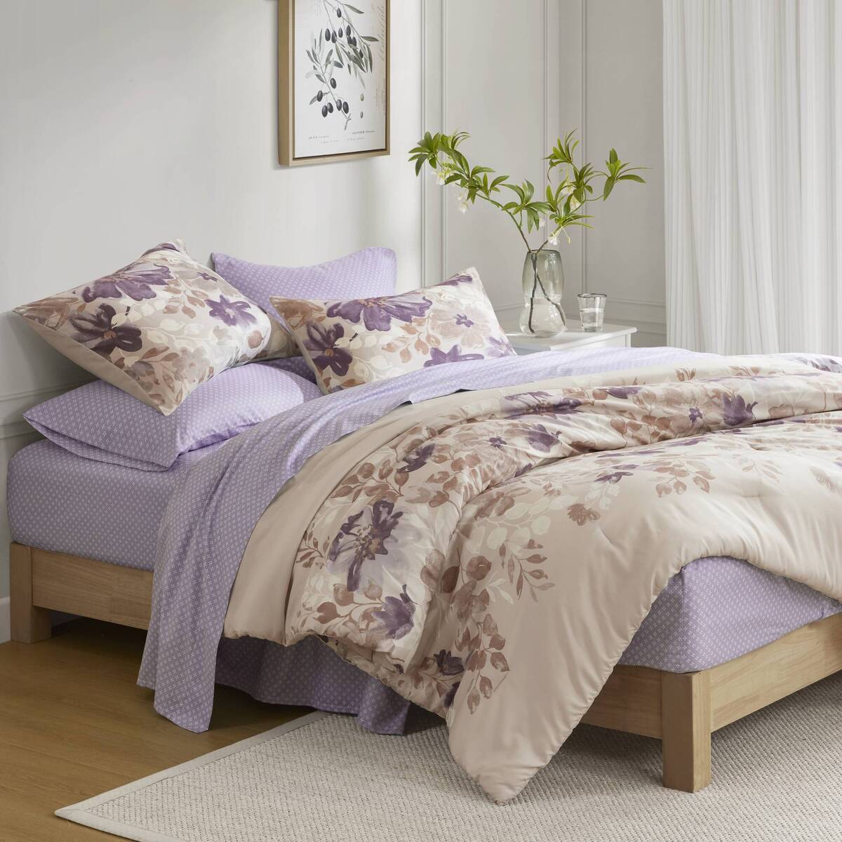 Full-Size Floral Comforter Set with Sheets, Microfiber, Print, Hypoallergenic Polyester Filling Taupe