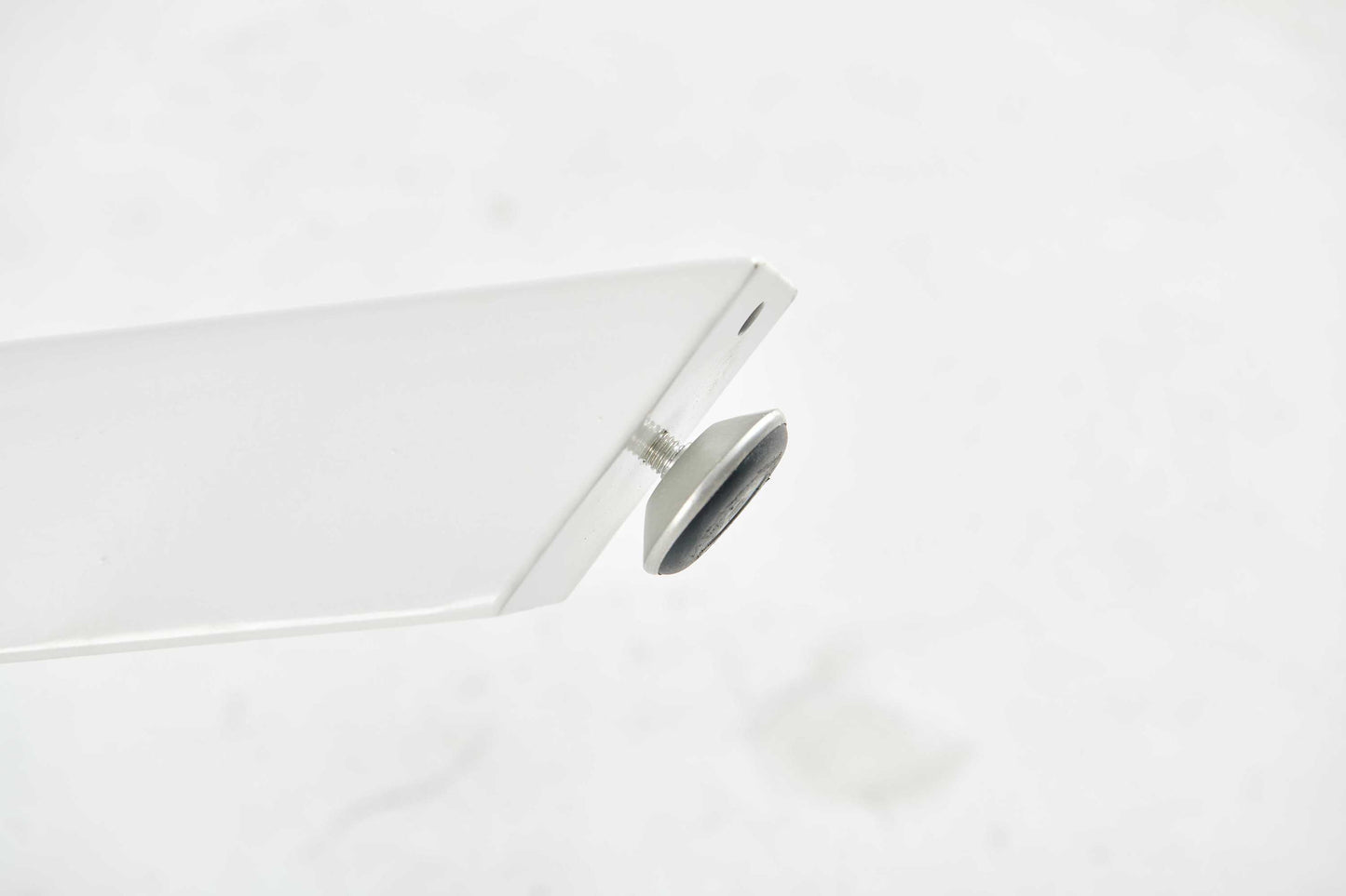 Round Mid Century Table 42Inch Pedestal 4 To 6 MDF White