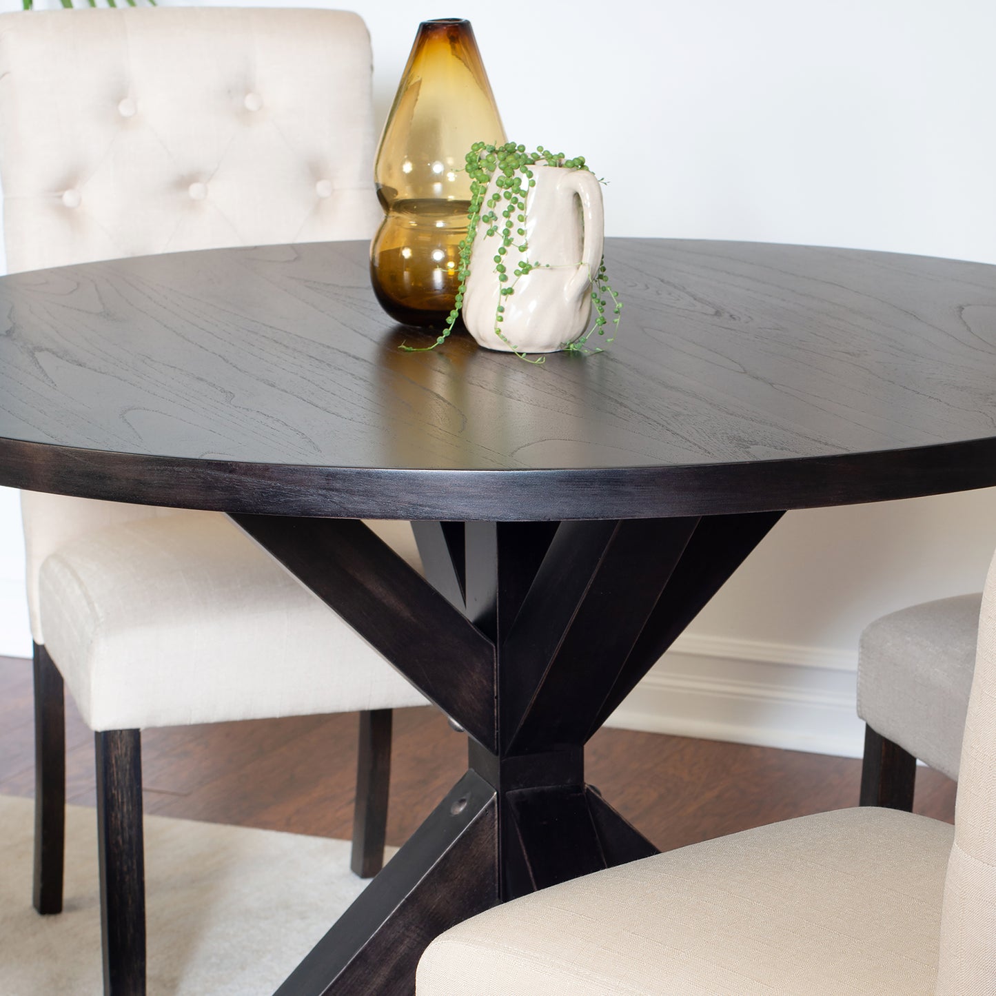 Round Cross Buck Dining Table With Four Modern Chairs Set