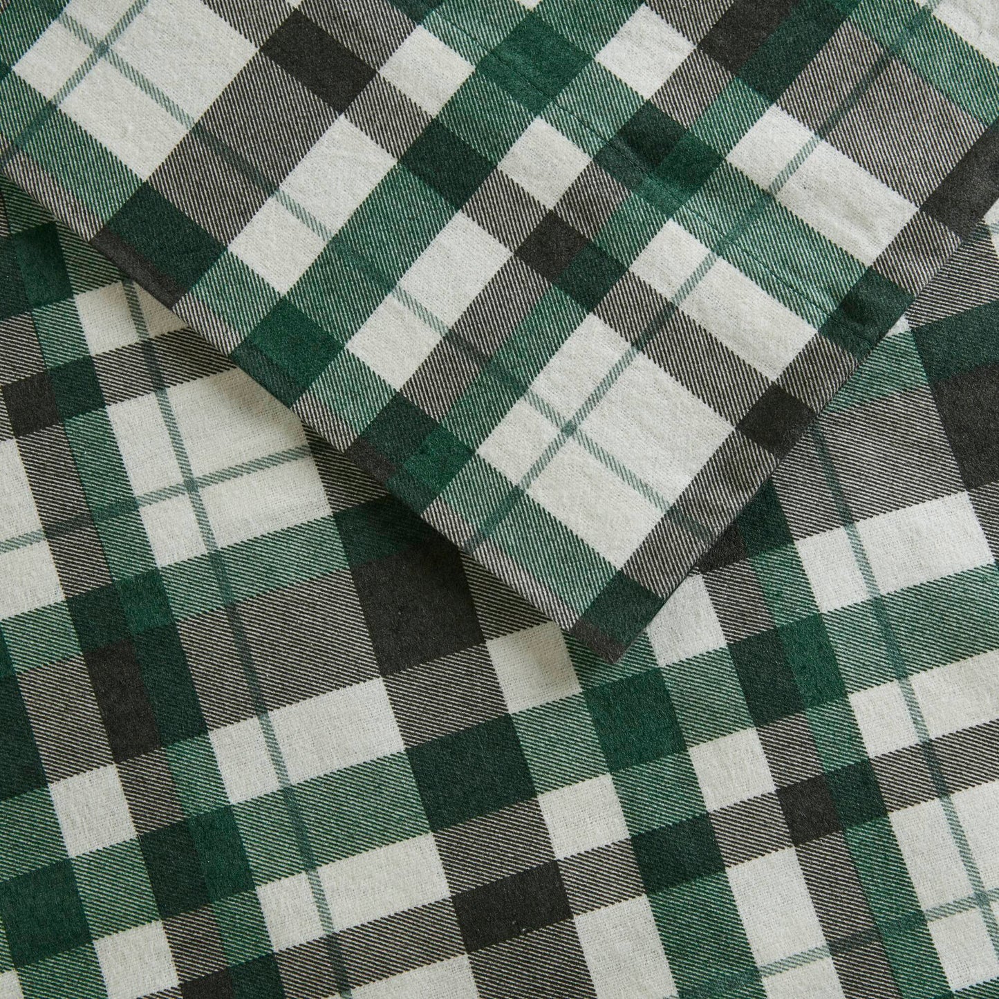 21530440